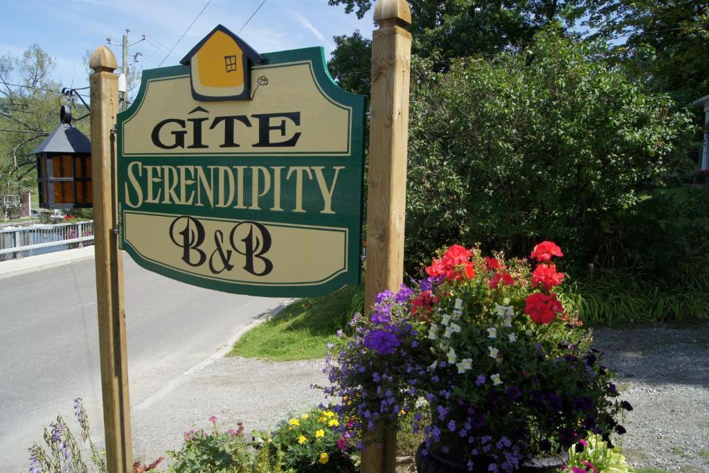 Serendipity B&B North Hatley Room photo