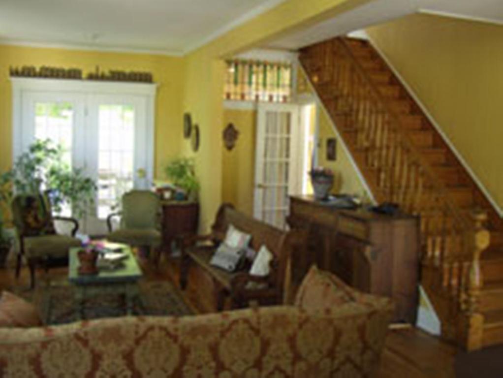 Serendipity B&B North Hatley Exterior photo